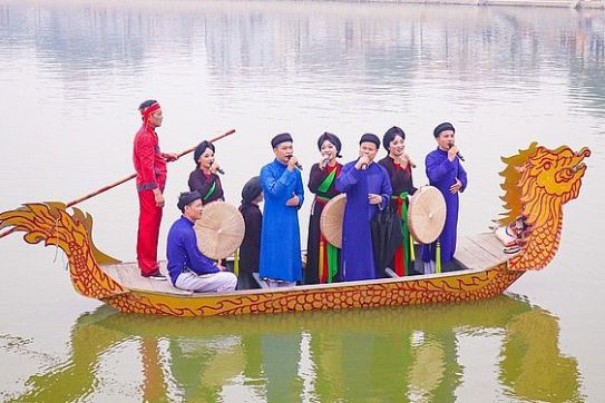 Bac Ninh Lim Festival - Land of Quan Ho melodies